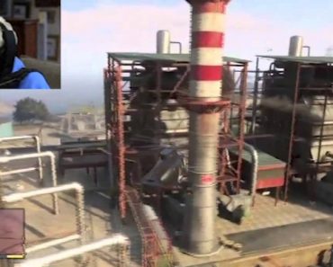 Idosa Fica Zangada Com Aumento Do Preço Do Gás e Descarrega Toda a Sua Raiva a Jogar GTA V Idosa Fica Zangada Com Aumento Do Preço Do Gás e Descarrega Toda a Sua Raiva a Jogar GTA V