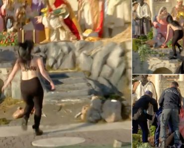 Mulher Semi-Nua Tenta Tirar Menino Jesus Do Presépio Do Vaticano Mulher Semi-Nua Tenta Tirar Menino Jesus Do Presépio Do Vaticano