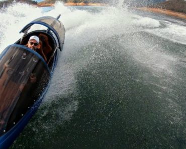 Muita Adrenalina e Diversão é o Que Garante Este “Golfinho” De Alta Velocidade