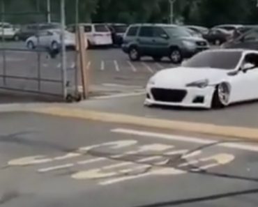 Parque De Estacionamento
