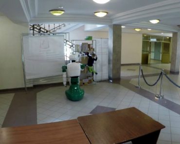 Robot Evita Queda De Criança Em Universidade Russa
