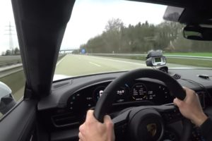 VIDEO: Elétrico Porsche Taycan Turbo S Posto à Prova Numa Autoestrada Sem Limite De Velocidade