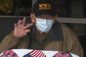 VIDEO: Idoso De 104 Anos Que Lutou Na II Guerra Mundial Venceu a Infeção Por Covid-19