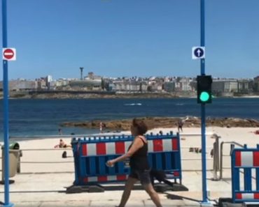 VIDEO: Localidade Espanhola Implementa Semáforos Para Acesso à Praia VIDEO: Localidade Espanhola Implementa Semáforos Para Acesso à Praia