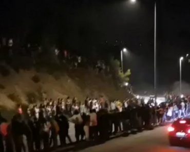 VIDEO: Corridas De Carros Ilegais Juntam Duas Mil Pessoas Em Vale De Cambra VIDEO: Corridas De Carros Ilegais Juntam Duas Mil Pessoas Em Vale De Cambra