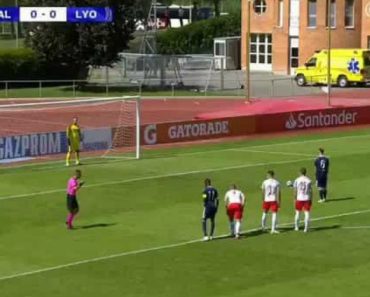 VIDEO: Jovem Guarda-Redes Do Salzburgo Defende 3 Penáltis Seguidos Em Apenas 2 Minutos