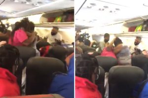 VIDEO: Mulheres Envolvem-se Em Confrontos a Bordo De Avião Porque Uma Delas Negava-se a Usar Máscara