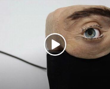 A Inquietante Webcam Com Aspeto De Olho Humano Que Pisca e Segue o Usuário
