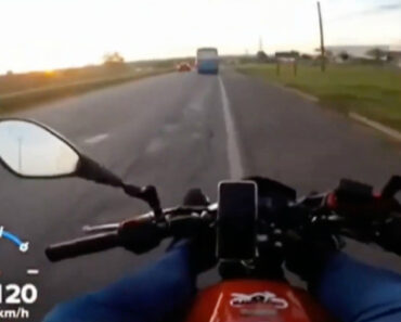 Motociclista Participa Em “Picanço” e Acaba a Filmar o Próprio Acidente Motociclista Participa Em “Picanço” e Acaba a Filmar o Próprio Acidente