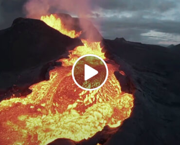 O Momento Em Que Um Drone Se Despenha Dentro De Um Vulcão