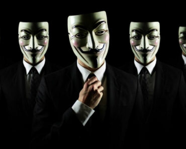 Grupo Anonymous Declara Guerra Cibernética Contra a Rússia