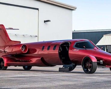 Esta Limousine Já Foi Um Jato Privado e Está à Venda Por 3,6 Milhões Esta Limousine Já Foi Um Jato Privado e Está à Venda Por 3,6 Milhões