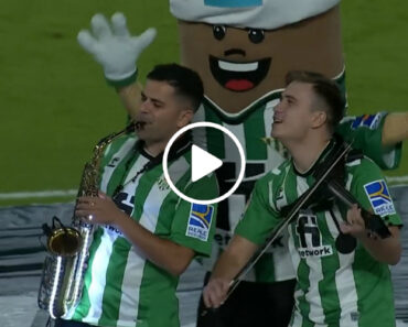 Pré-Jogo Do Dérbi Entre Betis e Sevilha Contou Com Um Espetáculo Que Deixou Os Adeptos Rendidos