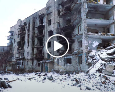 Uma Caminhada Em 4K Pelas Ruínas De Izium, Uma Das Primeiras Cidades Ucranianas Invadidas Pela Rússia Uma Caminhada Em 4K Pelas Ruínas De Izium, Uma Das Primeiras Cidades Ucranianas Invadidas Pela Rússia