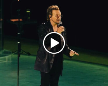 U2 Homenageiam Alexei Navalny Ao Entoarem o Seu Nome Numa Interação Arrepiante Com o Público
