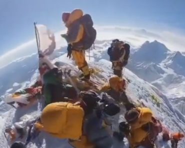 “No Topo Do Mundo”: O Vídeo Impressionante Que Mostra Evereste… Em 360º