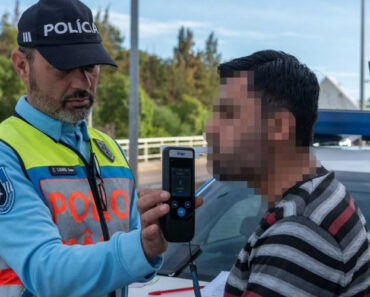 PSP Deteve Condutor Que Acusou Uma Taxa De Álcool No Sangue De… 4,21 g/L PSP Deteve Condutor Que Acusou Uma Taxa De Álcool No Sangue De… 4,21 g/L