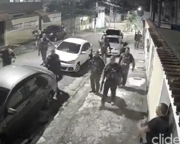 Grupos De Polícias Brasileiros Encontram-se De Noite e Acabam Aos Tiros Pensando Serem Traficantes