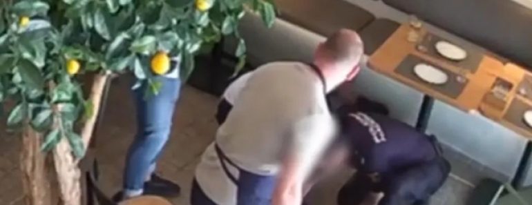 Polícias Salvam Mulher Em Paragem Cardiorrespiratória Num Restaurante Polícias Salvam Mulher Em Paragem Cardiorrespiratória Num Restaurante