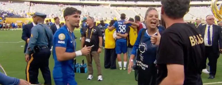 Influenciador Brasileiro Surpreendido Por Pedido Da Namorada De Pedro Neto Influenciador Brasileiro Surpreendido Por Pedido Da Namorada De Pedro Neto