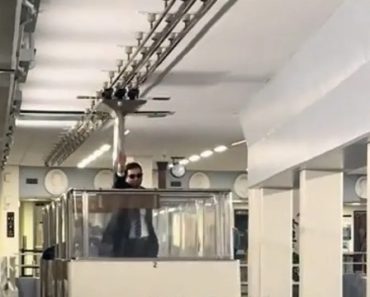 Deputado Norte-Americano Fica Viral Após Fazer Vídeo No TikTok