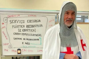 Ministro-Sombra Do Chega Vestiu-se De Templário Para Receber Internos