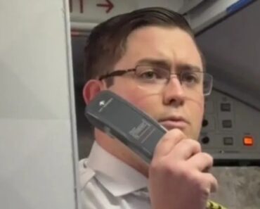 “Prometi à Minha Filha”. Piloto Acalma Passageiros Com História Pessoal “Prometi à Minha Filha”. Piloto Acalma Passageiros Com História Pessoal