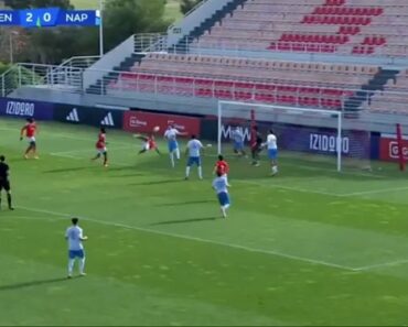 De Letra Para a Bicicleta. Eis o Golo Dos Juniors Do Benfica Que Promete Correr Mundo De Letra Para a Bicicleta. Eis o Golo Dos Juniors Do Benfica Que Promete Correr Mundo