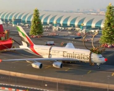 Trenó Do Pai Natal Está a Ser “Ajudado” Por Avião? Parece. Ora Veja Trenó Do Pai Natal Está a Ser “Ajudado” Por Avião? Parece. Ora Veja