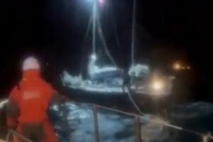 Estação Salva-Vidas Auxilia Veleiro Com 7 Tripulantes Em Sines