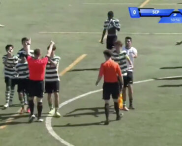 Jogadores Sub-15 Do Sporting Empurram Árbitro Após Derrota Na Final Da Iber Cup Jogadores Sub-15 Do Sporting Empurram Árbitro Após Derrota Na Final Da Iber Cup