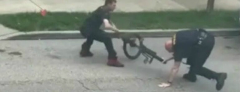 “Deem-lhe a Reforma”. Perseguição Insólita Deixa Polícia De Rastos “Deem-lhe a Reforma”. Perseguição Insólita Deixa Polícia De Rastos