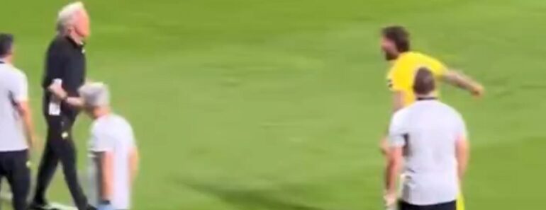 O Momento Em Que Jorge Jesus e Iñigo Martinez Têm Discussão Acesa Durante o Jogo Do Al Nassr O Momento Em Que Jorge Jesus e Iñigo Martinez Têm Discussão Acesa Durante o Jogo Do Al Nassr