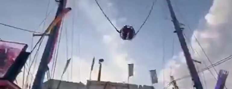 Corda De Atração Rompe e Deixa Quatro Pessoas Suspensas Em Sevilha Corda De Atração Rompe e Deixa Quatro Pessoas Suspensas Em Sevilha