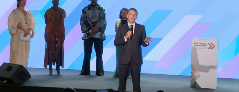 Emmanuel Macron Perde a Paciência Em Cimeira No Quénia e Exige Silêncio Emmanuel Macron Perde a Paciência Em Cimeira No Quénia e Exige Silêncio
