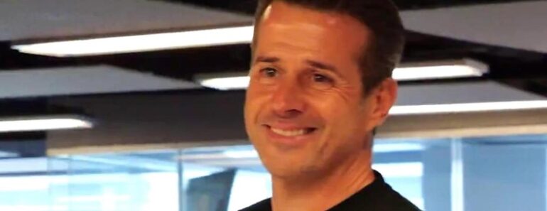 De Sorriso De Orelha a Orelha, Marco Silva Já Conheceu Os Cantos à Luz De Sorriso De Orelha a Orelha, Marco Silva Já Conheceu Os Cantos à Luz
