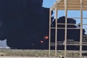 Vídeos Mostram Destruição Deixada Após Queda De Bombardeiro Nos EUA