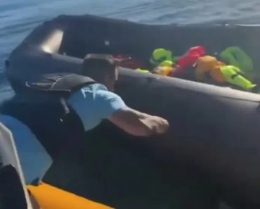 Ativista Perfura Bote De Requerentes De Asilo No Canal Da Mancha Ativista Perfura Bote De Requerentes De Asilo No Canal Da Mancha