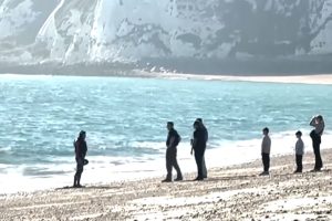 Britânico Que Atravessou 29 Países a Pé e a Nado Durante 28 Anos Está Quase a Chegar a Casa